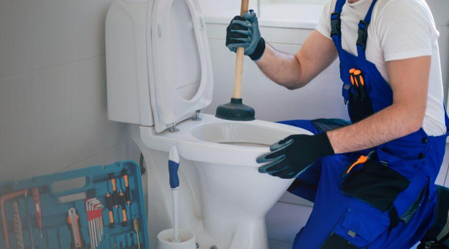 Professional expert plumbing services in Lakehead, CA